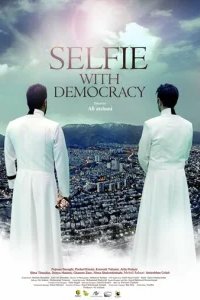  Селфи с демократией 